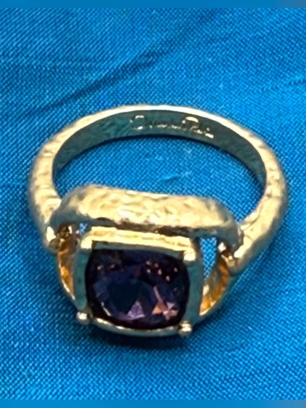 Oscar de la Renta Crystal embelished ring